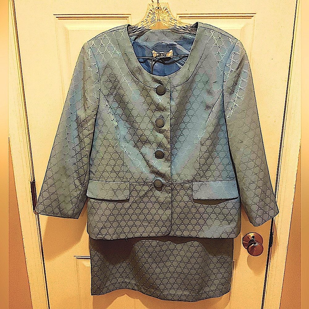Le Suit Blue Patterned Women's Skirt Suit Size 14